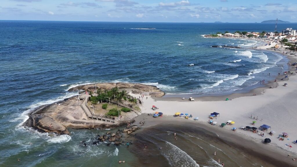 Praia de Itapema do Norte